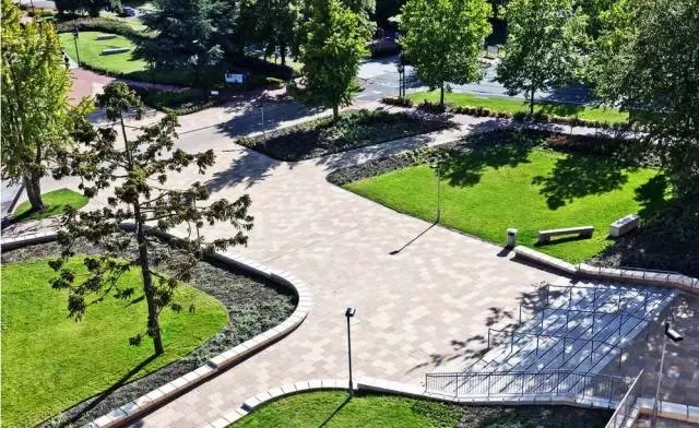 校園廣場案例:南安普頓大學JUBILEE廣場