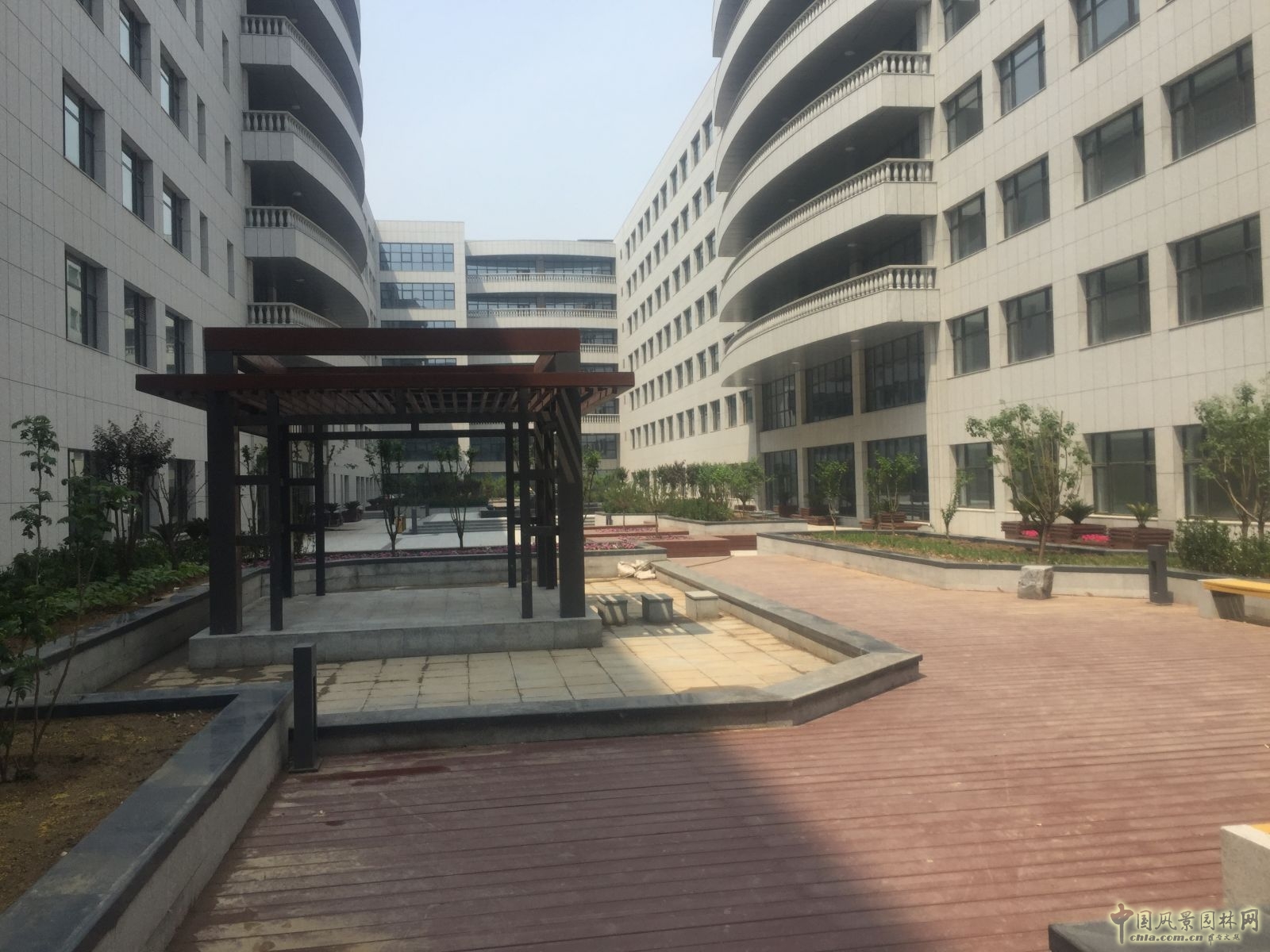 2016園冶杯專業獎參賽項目：中國航天科工集團第二研究院706所99號綜合科研樓屋頂綠化工程