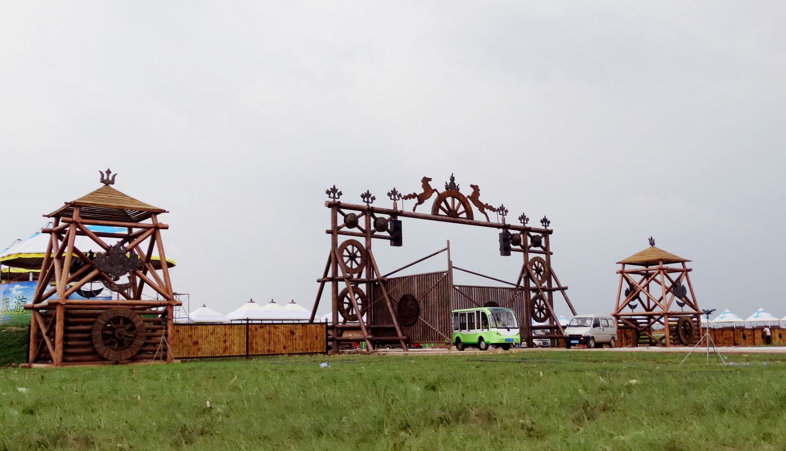 2016園冶杯專業(yè)獎(jiǎng)參賽項(xiàng)目:敕勒川草原文化演藝廣場設(shè)計(jì)方案