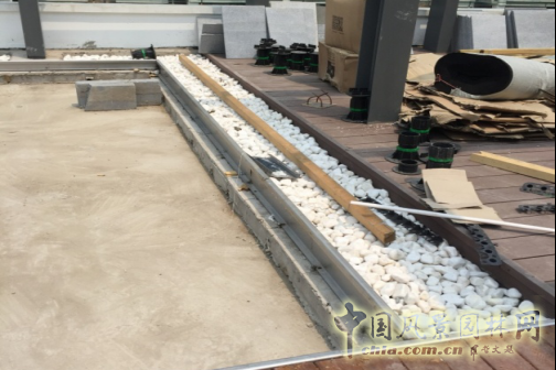 2016園冶杯:中國標(biāo)準(zhǔn)科技集團(tuán)辦公樓屋頂花園