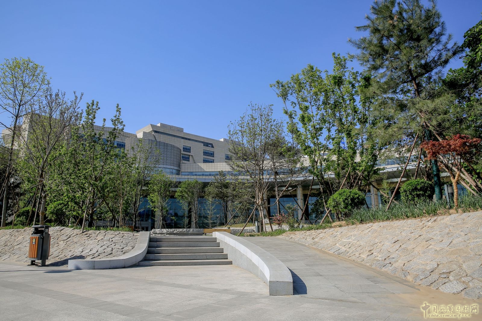 2016園冶杯專業獎參賽項目：北京大學國際醫院景觀工程設計