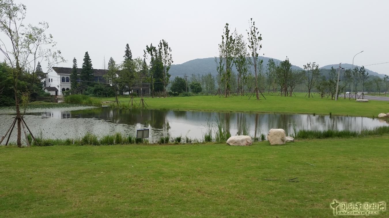 2016園冶杯：無錫錫東新城膠陽路景觀設計