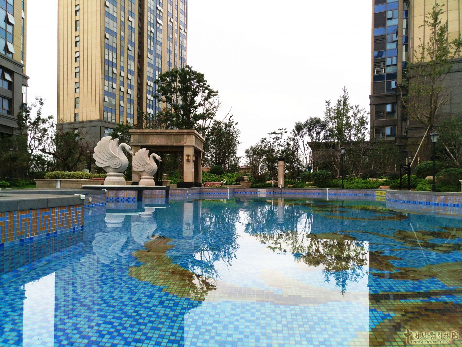 2016園冶杯專業獎參賽項目：水岸清華高層景觀設計