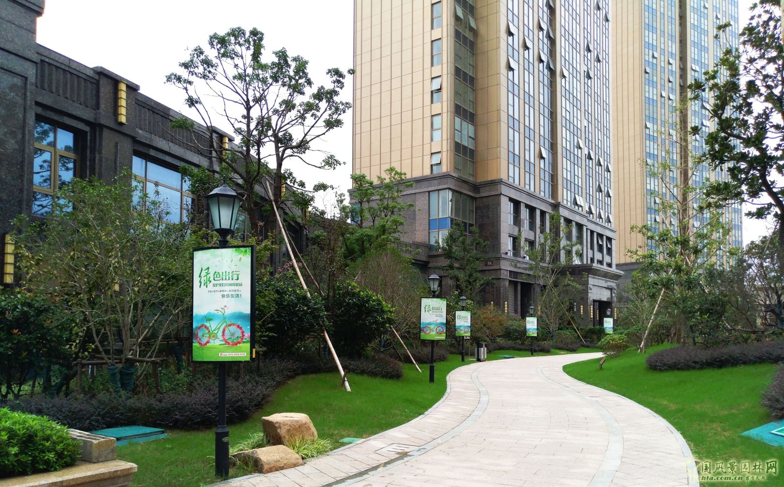 2016園冶杯專業(yè)獎參賽項目：水岸清華高層景觀設(shè)計