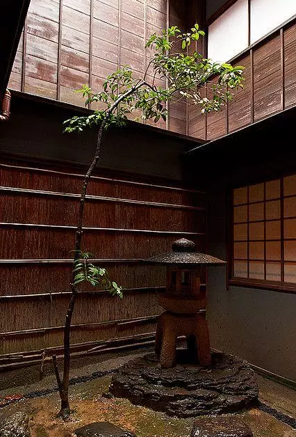 園林鑒賞:日本庭院中的美學(xué)禪意