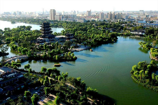 建設(shè)海綿城市讓源源活水浸潤(rùn)現(xiàn)代泉城