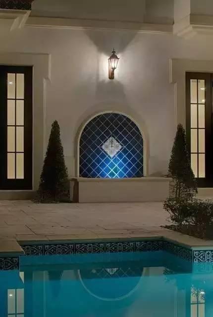 園林水景設(shè)計(jì)營(yíng)造出浪漫情趣