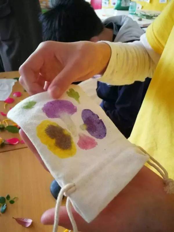 古老的草木拓印，留住植物最美的一刻