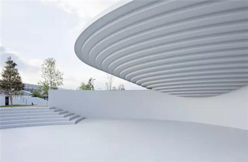 大型景觀作品——CoFuFun站前廣場