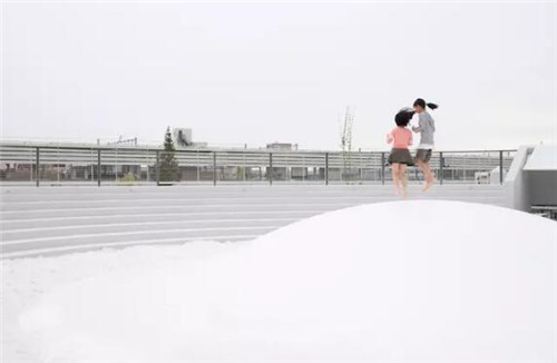 大型景觀作品——CoFuFun站前廣場