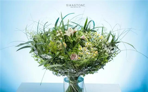 用色彩訴說花藝之美