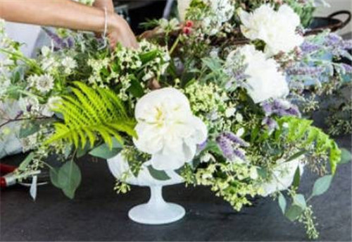 簡單插花技巧 教你三步輕松搞定插花