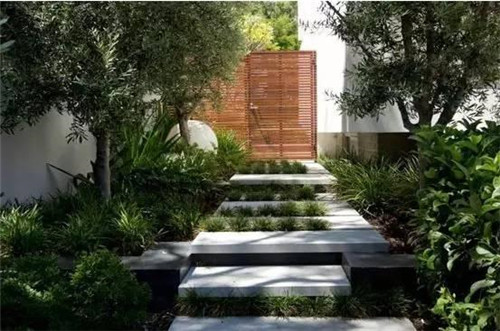 坡地庭院,別具一格的美