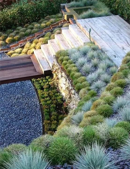 坡地庭院，別具一格的美