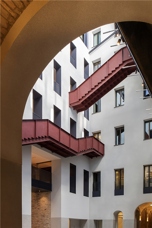 中歐大學第一期設計