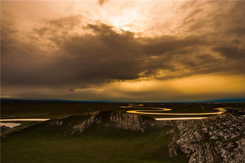 中國(guó)最美濕地巴音布魯克,空中草原那拉提