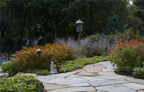 花境：打造天然植物之美