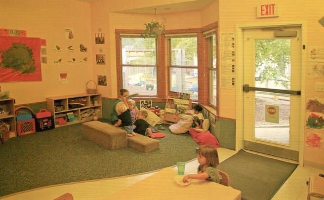 美國(guó)幼兒園設(shè)計(jì)——幼兒園活動(dòng)室環(huán)境設(shè)計(jì)