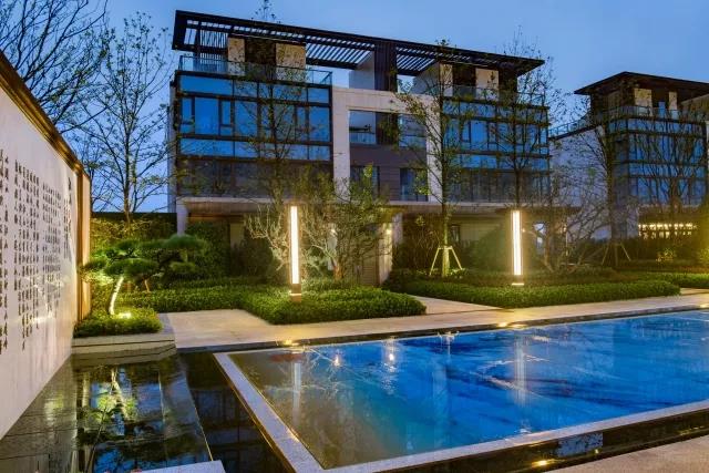 【賽肯思·作品】風(fēng)起綠洲吹浪如畫(huà)，御璟江山悅?cè)碎g萬(wàn)千