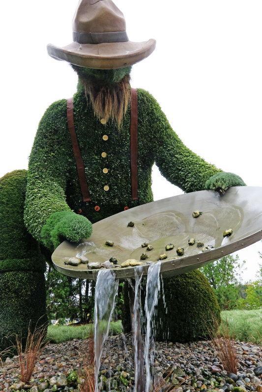 加拿大渥太華植物雕塑作品展，中國作品歡迎