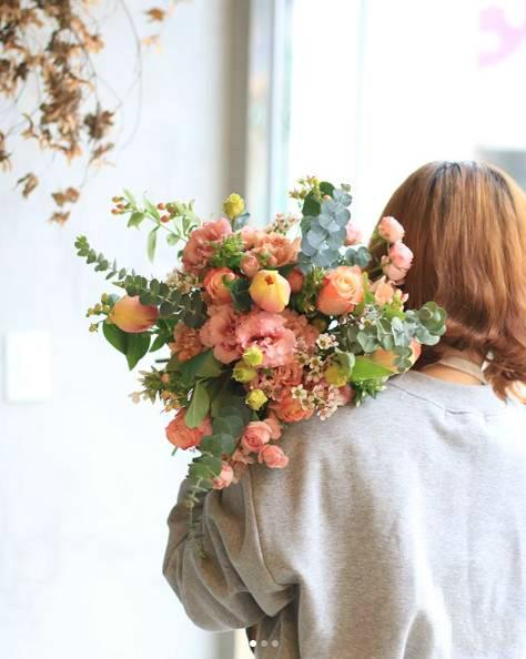 花藝設計中的色彩搭配技巧