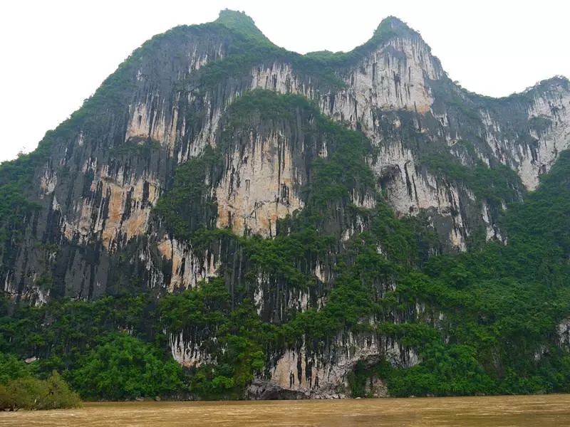 瞻園的驕傲與放縱——新瞻園的放縱