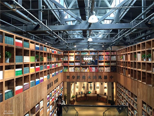 城市社區的共享空間——403國際藝術中心