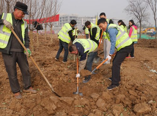 陜西意景園林全員義務(wù)植樹用行動踐行綠色諾言