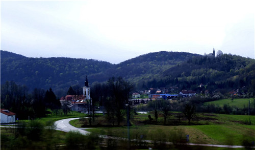“十六湖國(guó)家公園”撫慰人內(nèi)心的是純粹自然