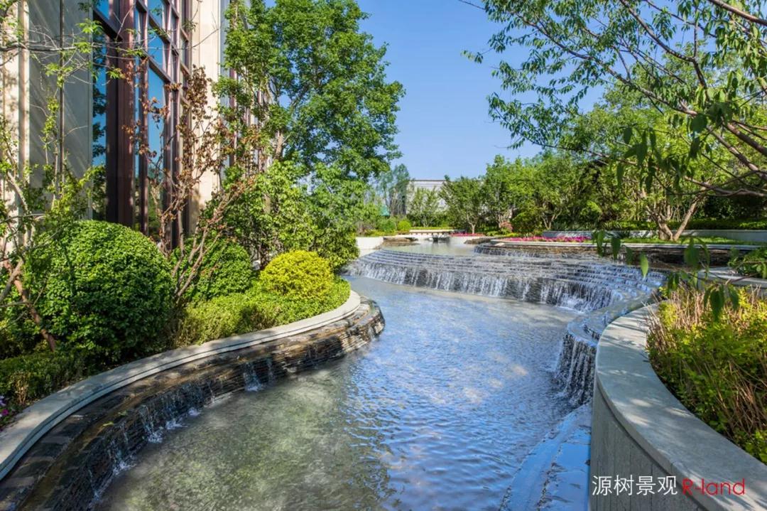 天成嶺秀 :時(shí)尚奢雅,宛若天成的極致解讀