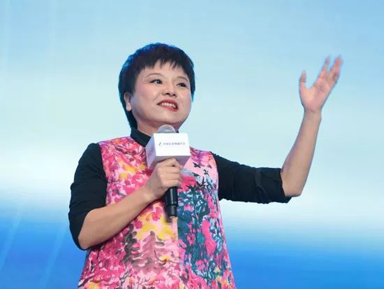 “慈善女王”何巧女的百億諾捐疑云