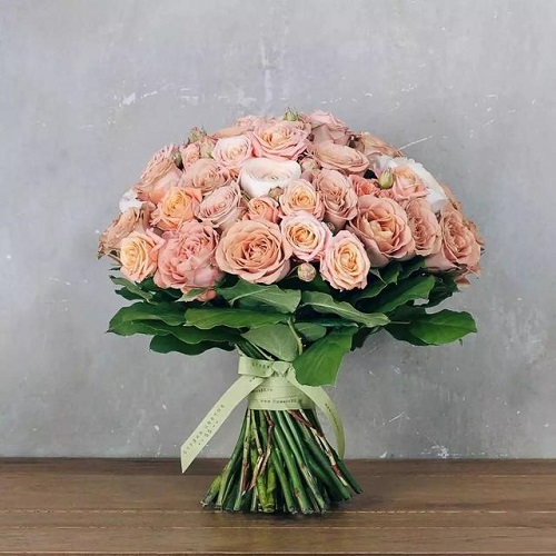 簡單又好看——八大花藝配色法