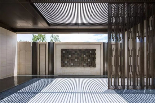 笛東臻品 財信 · 賴特與山