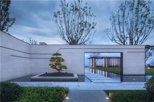 笛東臻品 財信 · 賴特與山