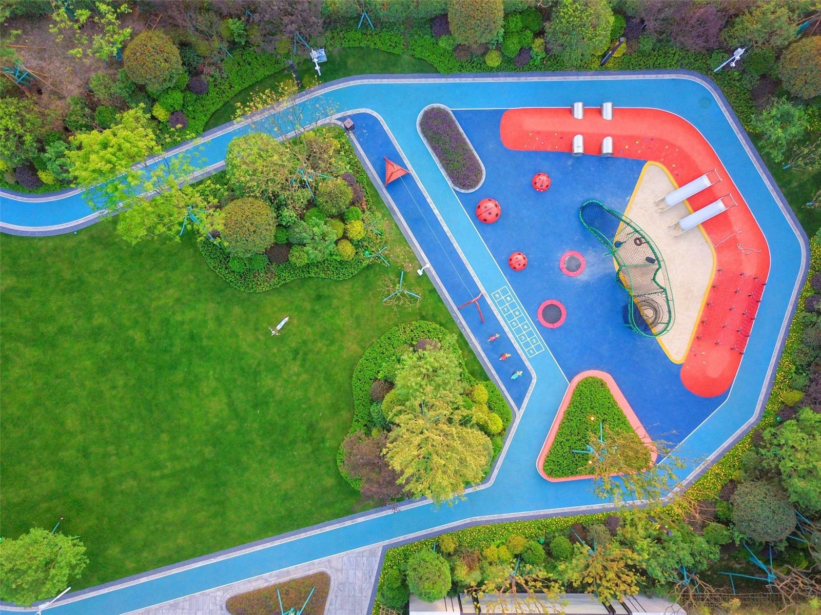 園冶杯專業獎:雅居樂·金輝·碧桂園【麓銘府】示范區景觀園林綠化工程