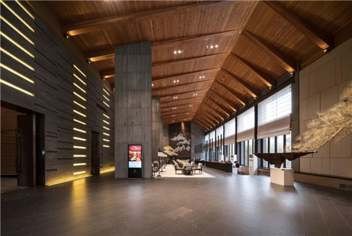 奧雅作品:園子里的揚(yáng)州