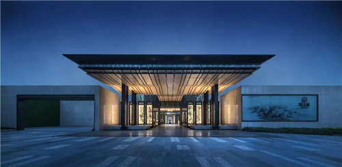 奧雅作品:園子里的揚(yáng)州