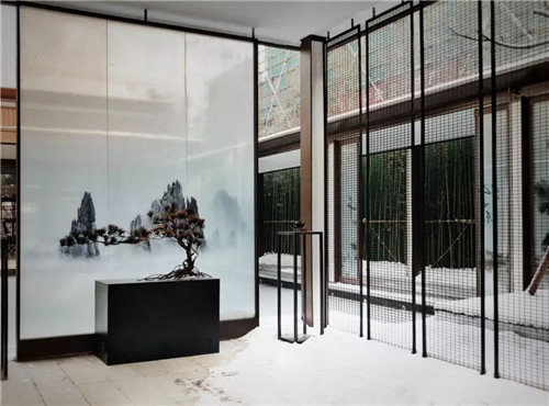 奧雅作品:園子里的揚(yáng)州