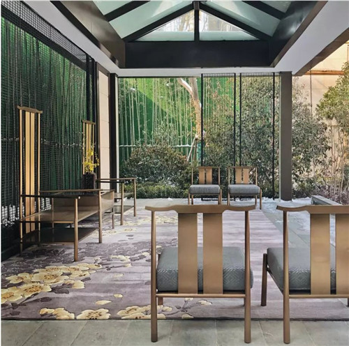 奧雅作品:園子里的揚(yáng)州