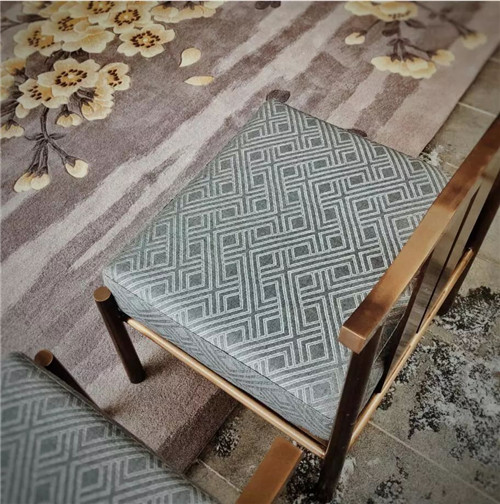 奧雅作品:園子里的揚(yáng)州