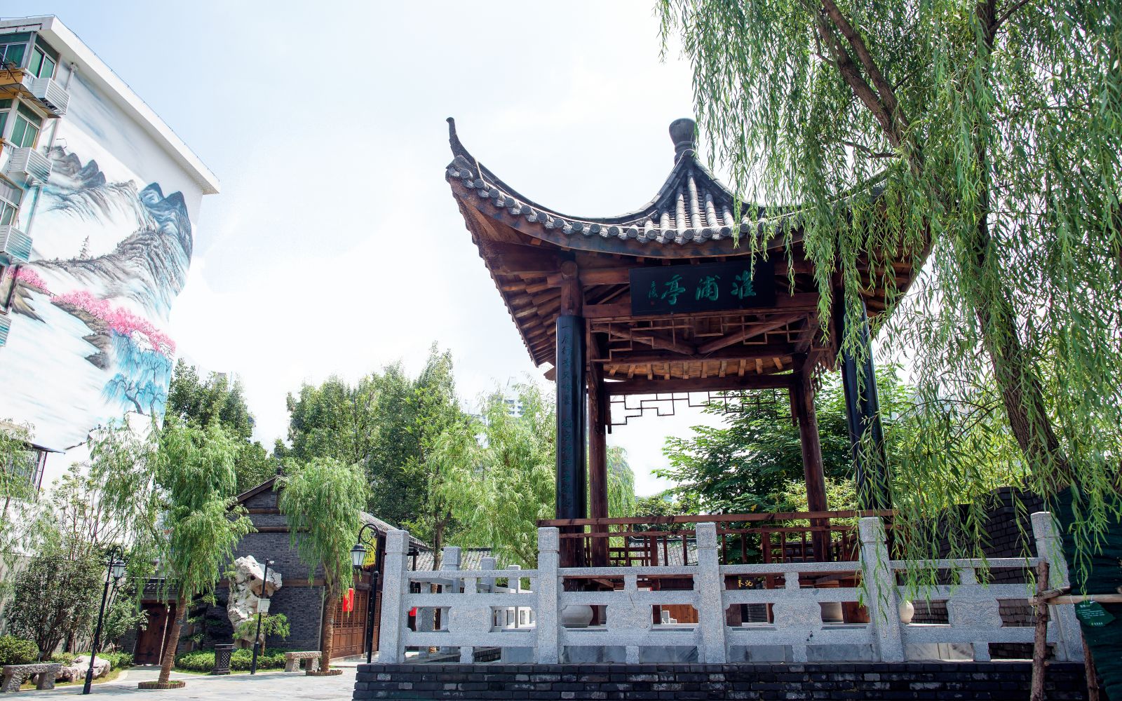 園冶杯專業(yè)獎(jiǎng):銀屏街景觀綠化提升工程