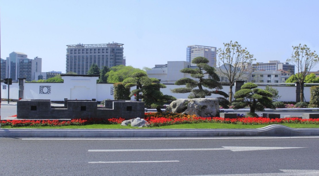 園冶杯專業(yè)獎:新塘路(新風路-新業(yè)路)綜合整治工程景觀綠化Ⅰ標段