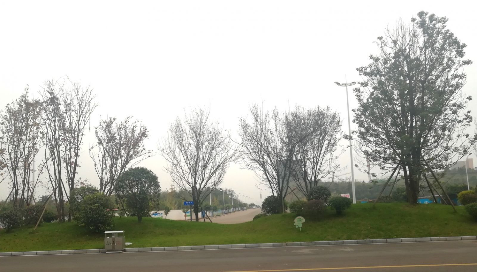 園冶杯專業(yè)獎:資陽高新區(qū)中韓創(chuàng)新創(chuàng)業(yè)園資陽基地華西牙科產(chǎn)業(yè)園景觀工程