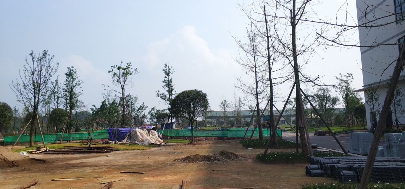 園冶杯專業(yè)獎:資陽高新區(qū)中韓創(chuàng)新創(chuàng)業(yè)園資陽基地華西牙科產(chǎn)業(yè)園景觀工程