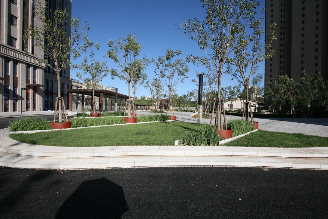 章俊華作品：規整中的非規整——常楹公元商務中心景觀設計