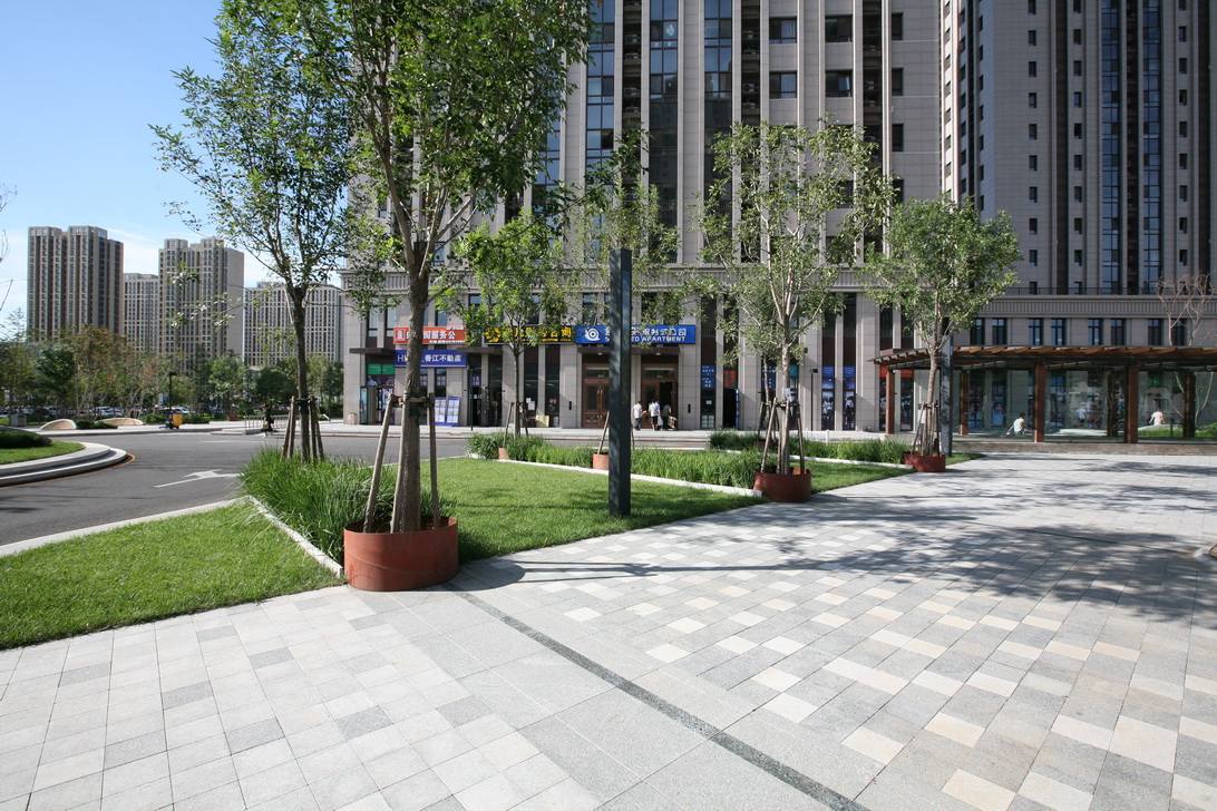 章俊華作品：規整中的非規整——常楹公元商務中心景觀設計