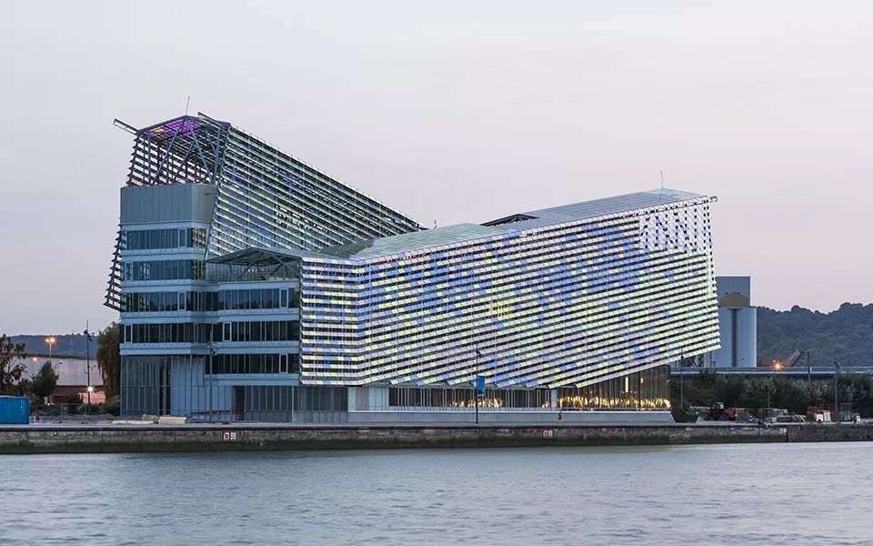 歷史建筑眾多的上海,城市更新能否注入科技感