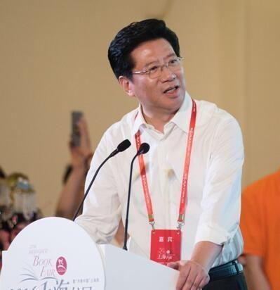 政協委員:景觀燈光勞民傷財