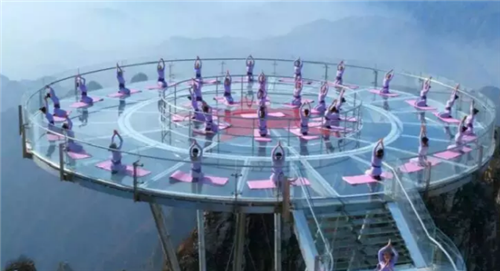 玻璃棧道會吸引你去某個景區(qū)打卡嗎?