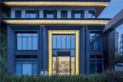 湖山有容,退貯溪谷——重慶弘陽·天宸一品